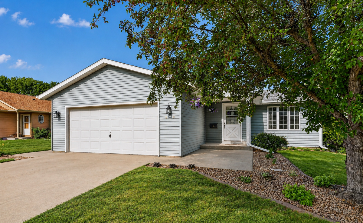 2727 20th Avenue Se, Rochester, MN 55904 - #1