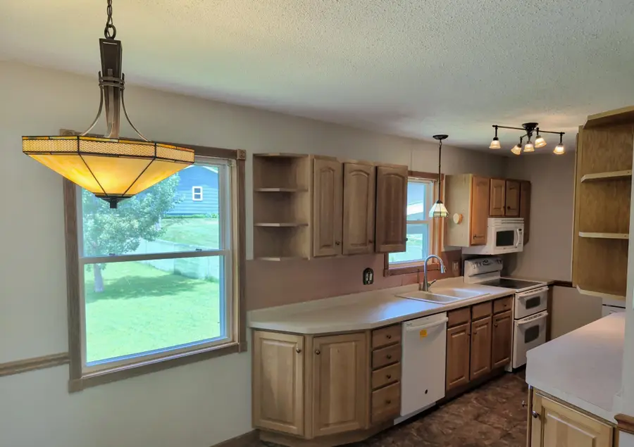 707 N High Street, Rushford, MN 55971 - #2