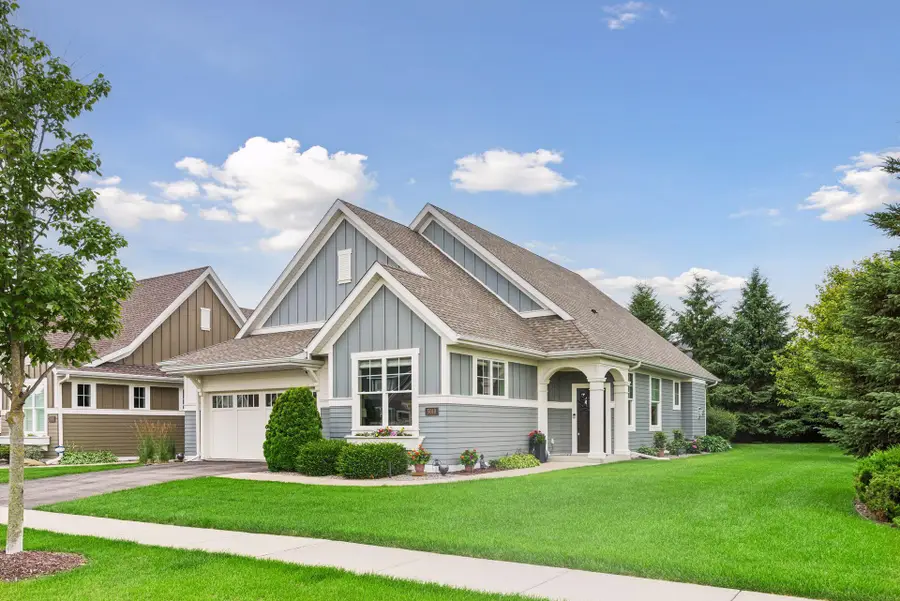 5010 Dale Ridge Road, Woodbury, MN 55129 - #2