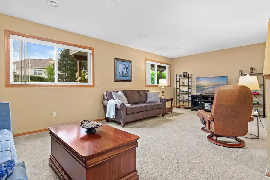 15118 Dutchman Way, Apple Valley, MN 55124 - #3