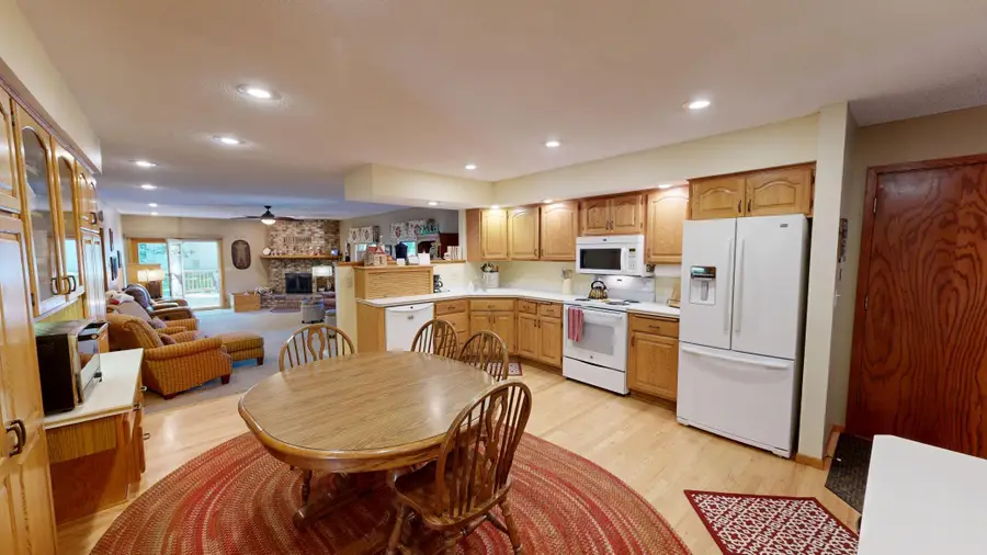 1601 Ella Avenue Nw, Willmar, MN 56201 - #3