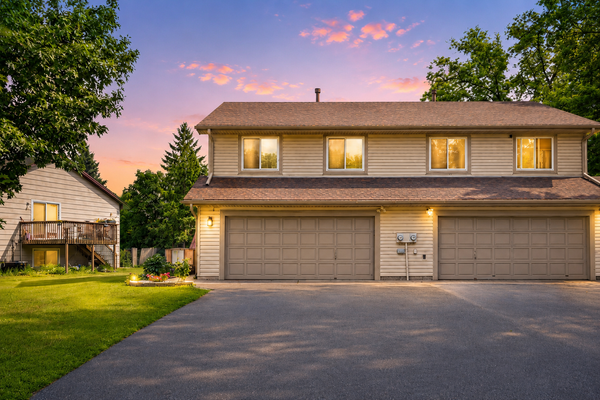 1320 106th Avenue Nw, Coon Rapids, MN 55433