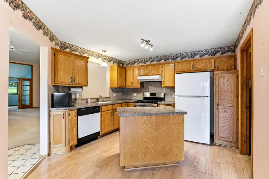 7050 Robinwood Trail, Woodbury, MN 55125 - #3