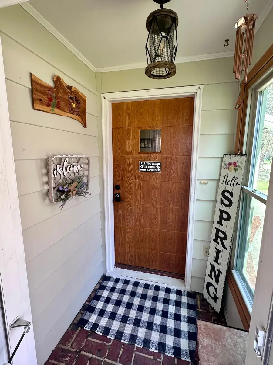 2934 Oak Avenue, Slayton, MN 56172 - #2