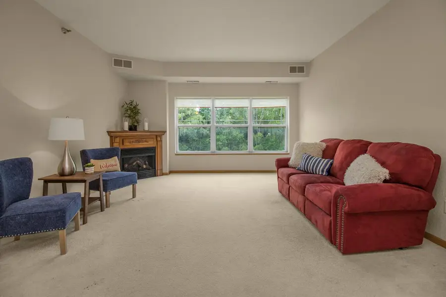 1341 Lake Drive W #B113, Chanhassen, MN 55317 - #2