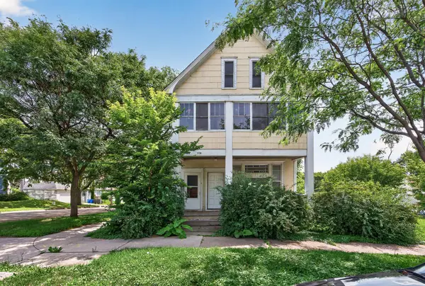 1136 Edgerton Street, Saint Paul, MN 55130
