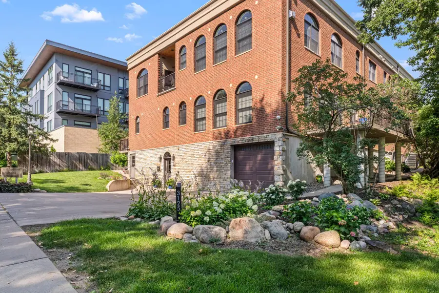 3125 Inglewood Avenue S #202, Saint Louis Park, MN 55416 - #2