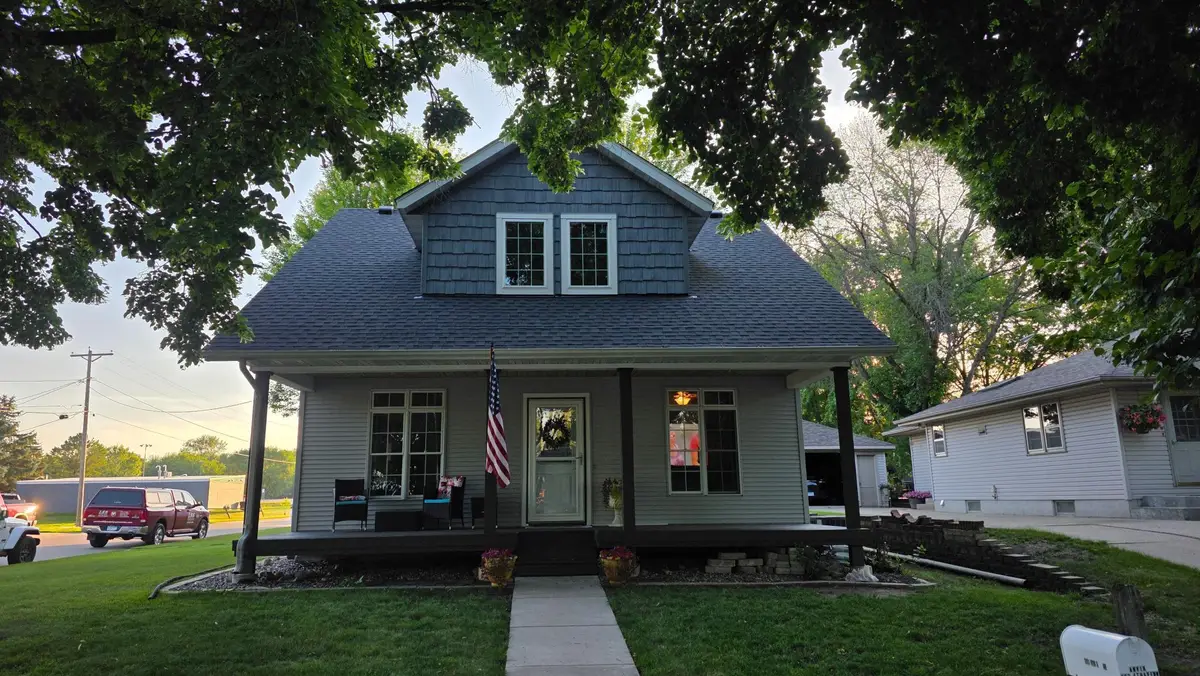 203 4th Avenue Nw, Lonsdale, MN 55046 - #1