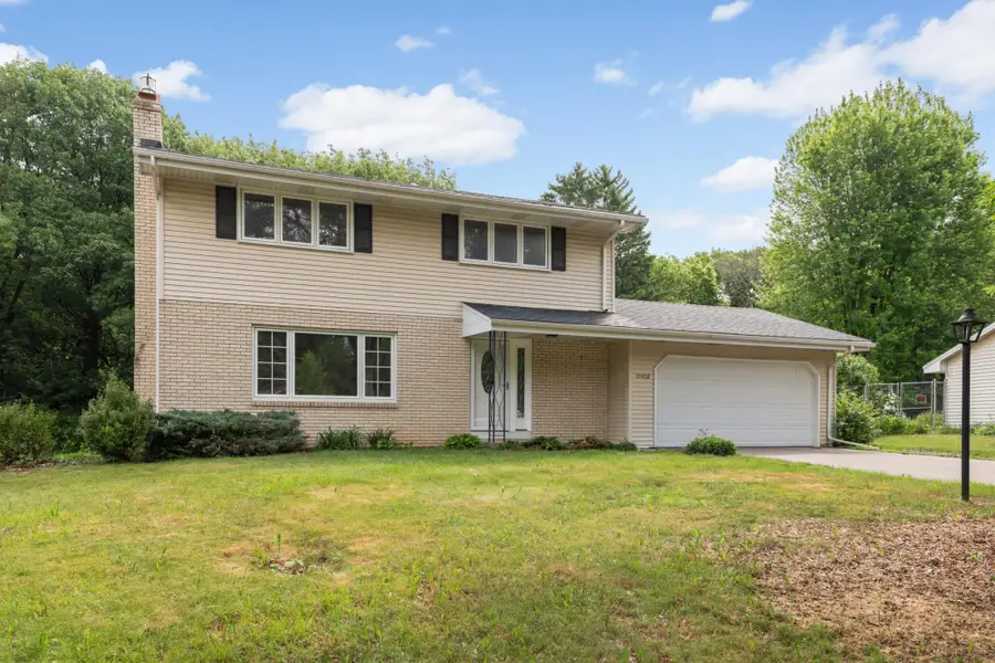 10928 London Drive, Burnsville, MN 55337 - #2
