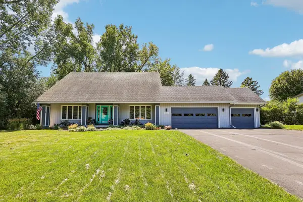 5551 W 93rd Street, Bloomington, MN 55437