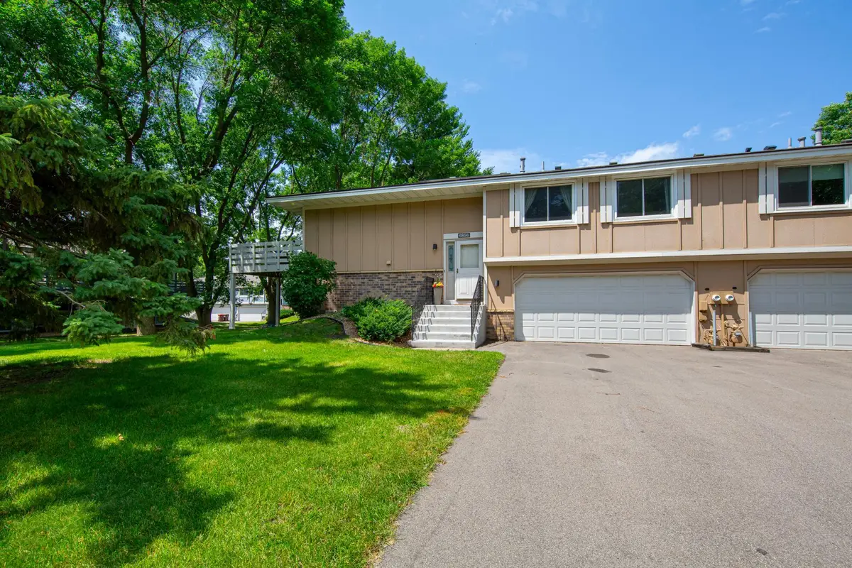 6856 Macbeth Circle, Woodbury, MN 55125 - #1
