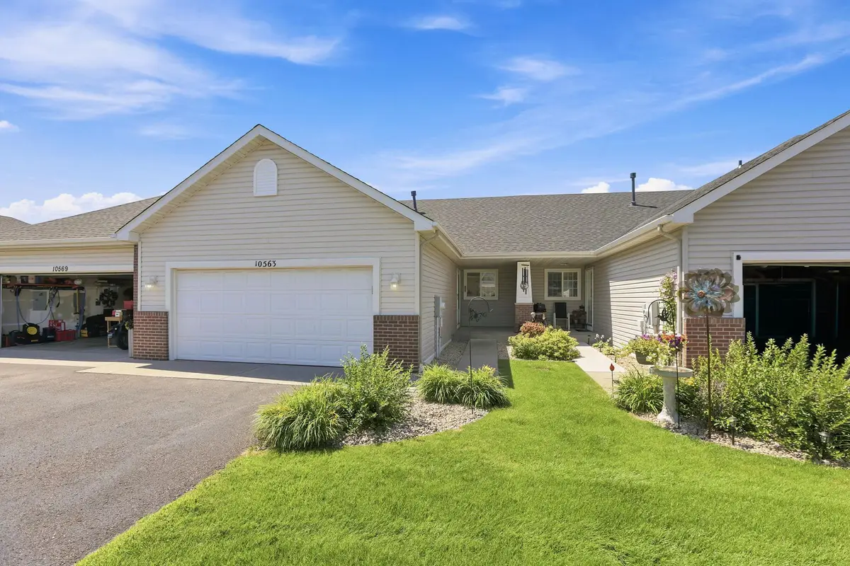 10563 64th Lane Ne, Albertville, MN 55301 - #1