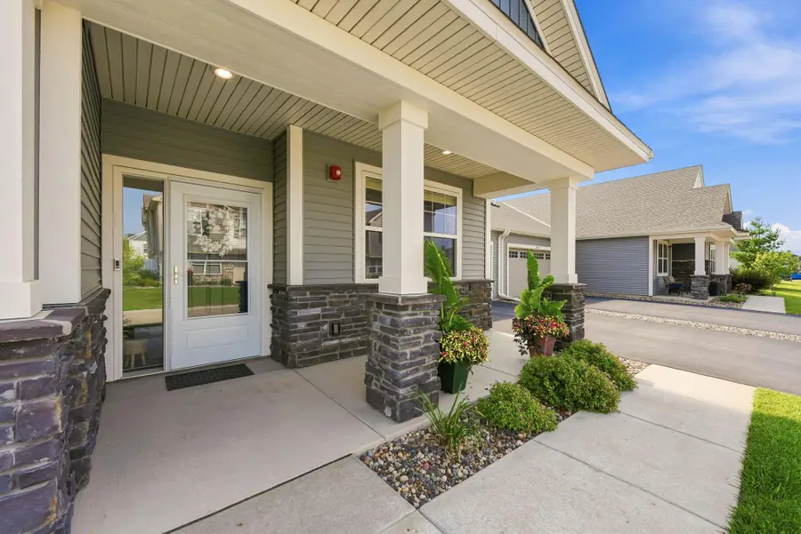6107 Idra Avenue S, Cottage Grove, MN 55016 - #3