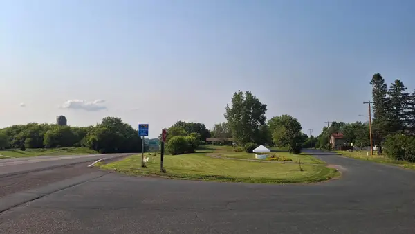 254 S Cascade, Osceola, WI 54020