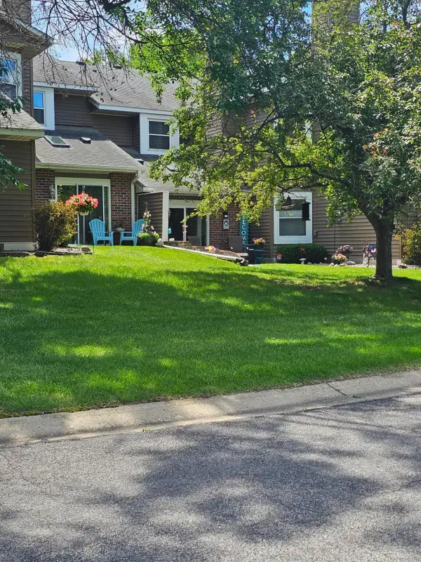 1846 Southpointe Terrace, Eagan, MN 55122