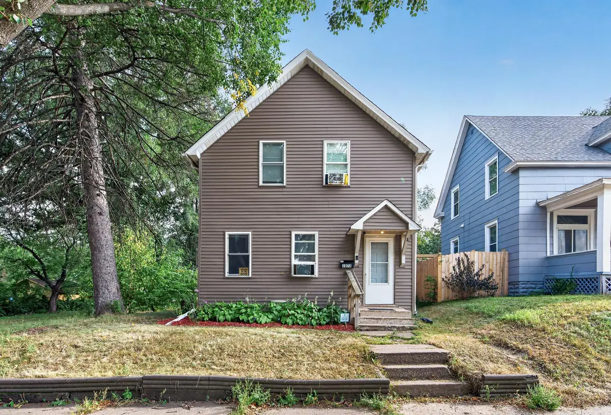 1076 Ross Avenue, Saint Paul, MN 55106 - #1