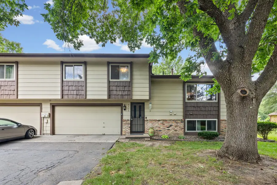 5533 Aldrich Drive N, Brooklyn Center, MN 55430 - #2