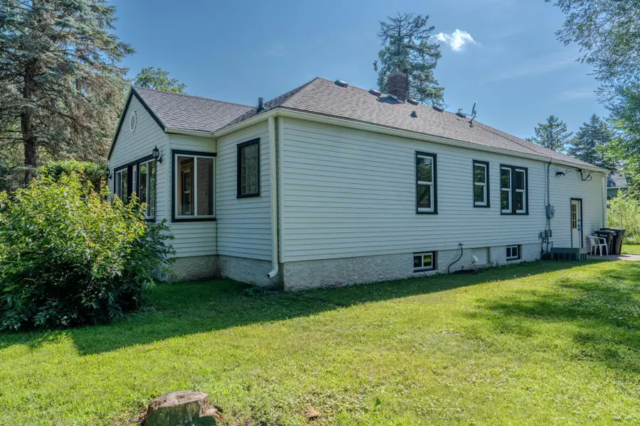 501 2nd Street Ne, Little Falls, MN 56345 - #3