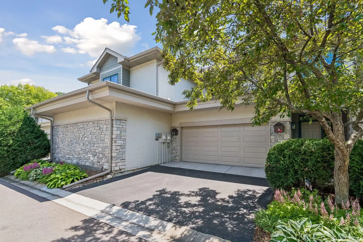 290 Grace Pointe Court, Wayzata, MN 55391 - #1