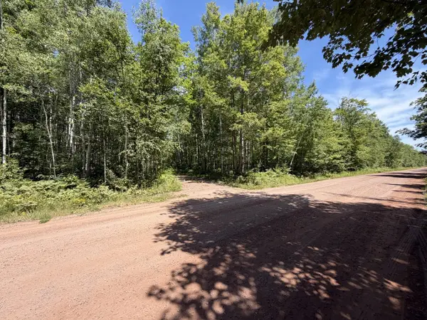 2568 N Shore Road, La Pointe, WI 54850