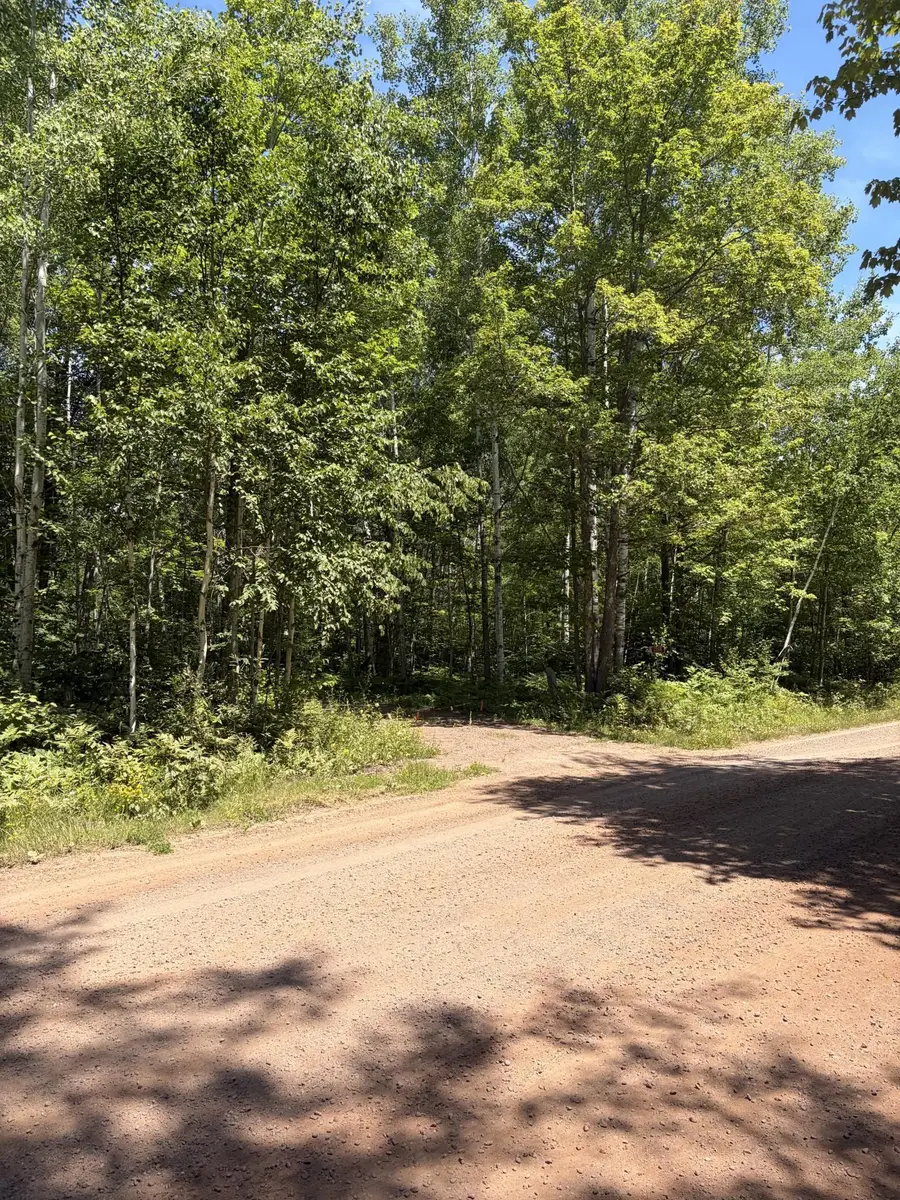 2568 N Shore Road, La Pointe, WI 54850 - #2