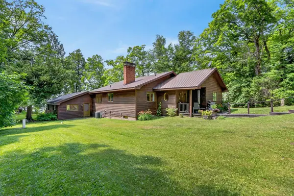 49395 Holasek Road, Deer River, MN 56636