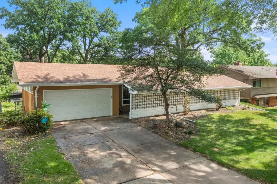 7008 35th Avenue N, Crystal, MN 55427 - #3