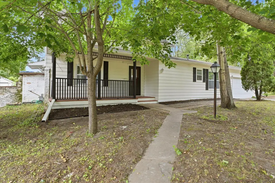 3715 31st Avenue N, Robbinsdale, MN 55422 - #2