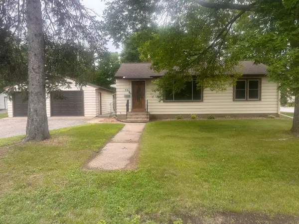 701 Summit Avenue S, Sauk Rapids, MN 56379