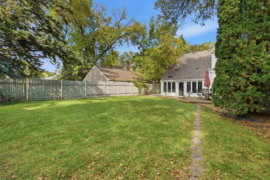 624 11th Street Sw, Willmar, MN 56201 - #2