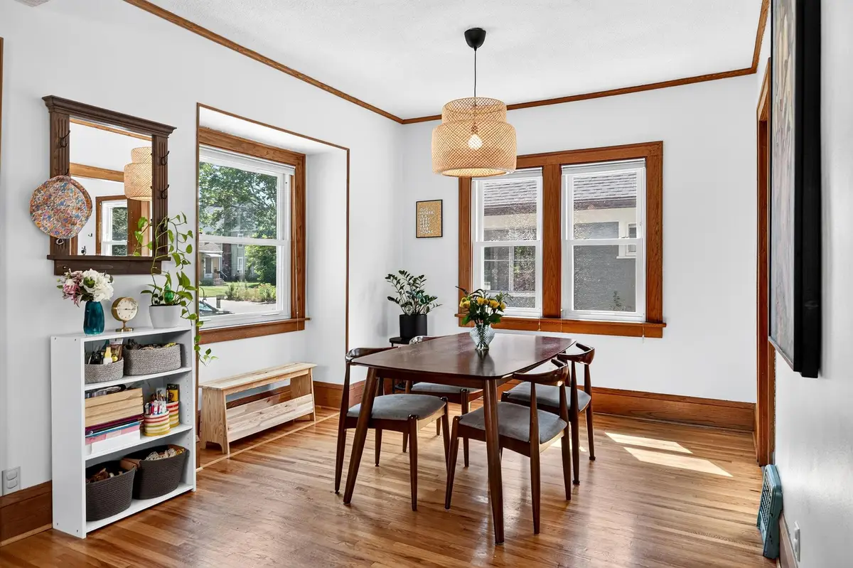 1363 Hewitt Avenue, Saint Paul, MN 55104 - #1