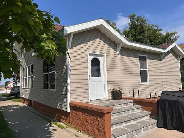 321 Lowery Avenue, Belgrade, MN 56312 - #2