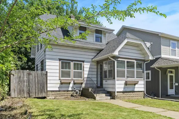 399 Curtice Street E, Saint Paul, MN 55107