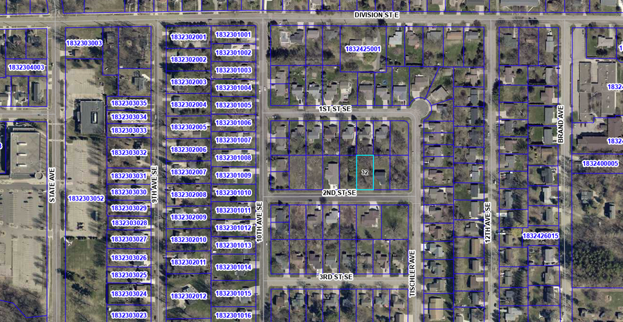1102 2nd Street Se, Faribault, MN 55021 - #2
