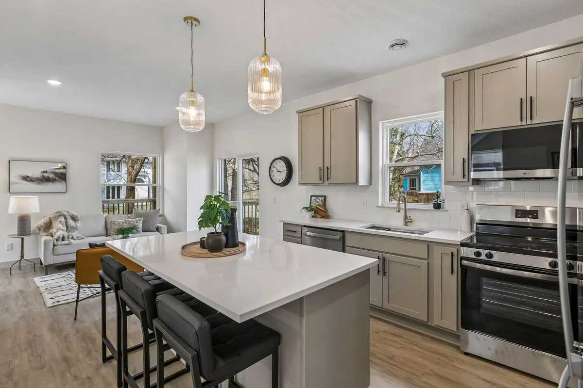 2414 Como Avenue Se, Minneapolis, MN 55414 - #1