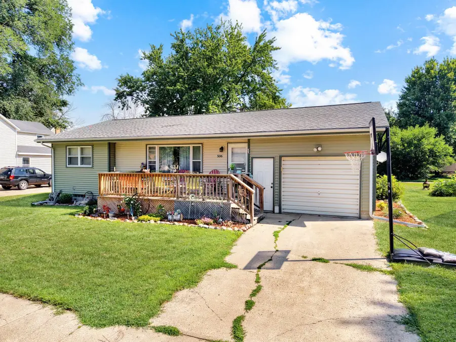 506 Lynd Street, Marshall, MN 56258 - #2