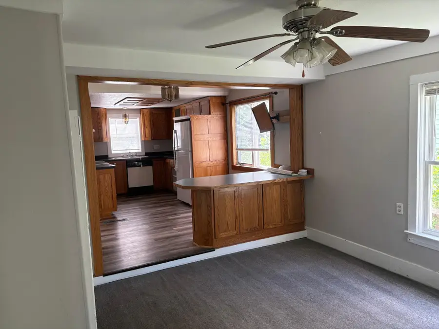 907 2nd Avenue Nw, Faribault, MN 55021 - #3