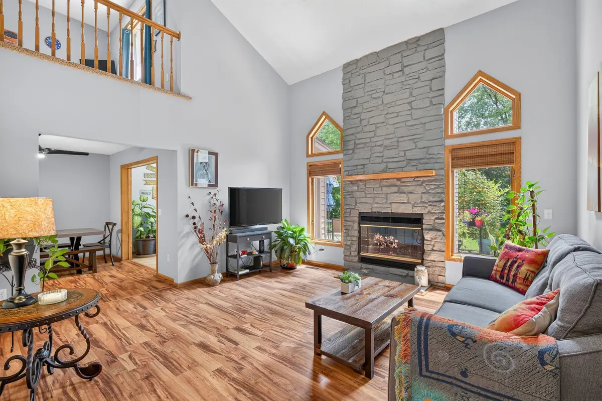13125 Gemstone Court, Apple Valley, MN 55124 - #1