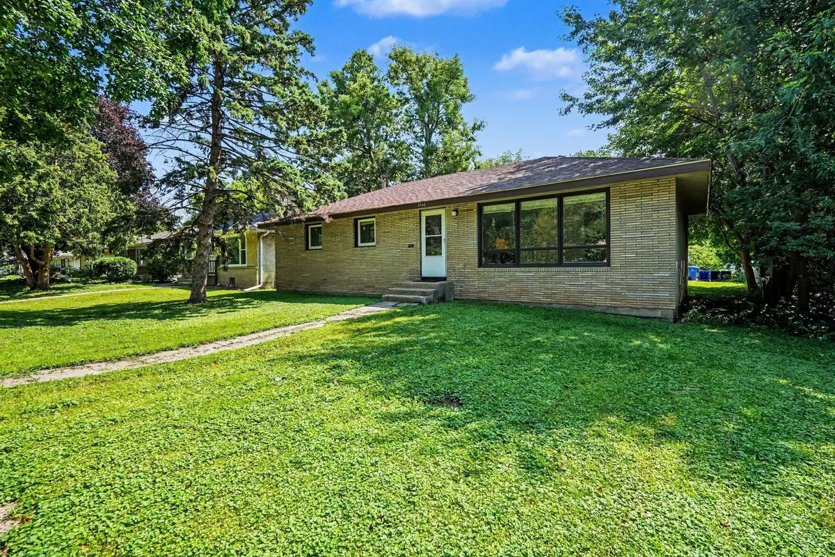 1066 26th Avenue Se, Minneapolis, MN 55414 - #1
