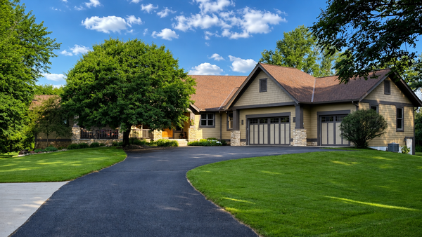 294 Salishan Drive, Hudson, WI 54016