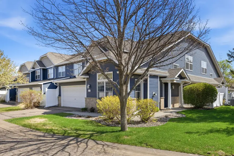 401 Hickory Lane N, Oakdale, MN 55128 - #2