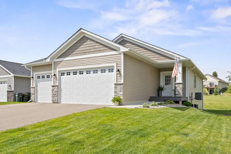 1356 Southfork Drive Se, Hutchinson, MN 55350 - #2