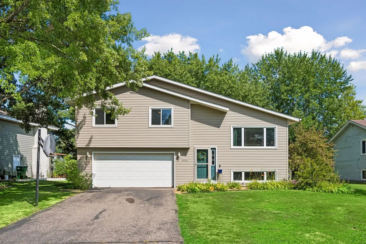 4524 Morningside Avenue, Vadnais Heights, MN 55127 - #1
