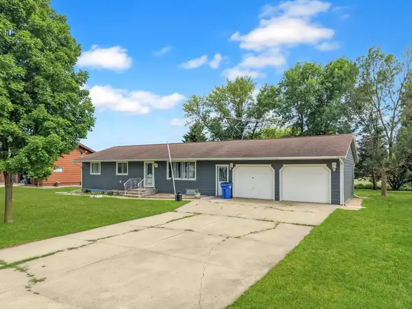 201 Main Avenue, Chandler, MN 56122
