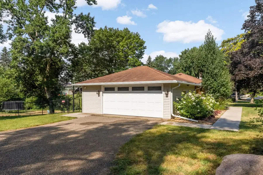 9807 Cedar Lake Road, Minnetonka, MN 55305 - #2