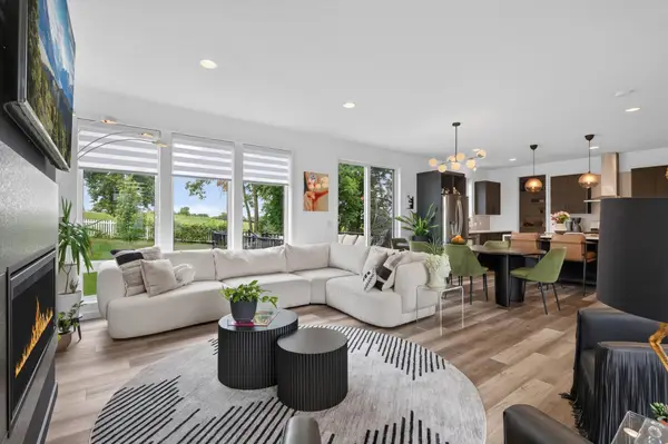 5460 Gestach Lane, Victoria, MN 55318