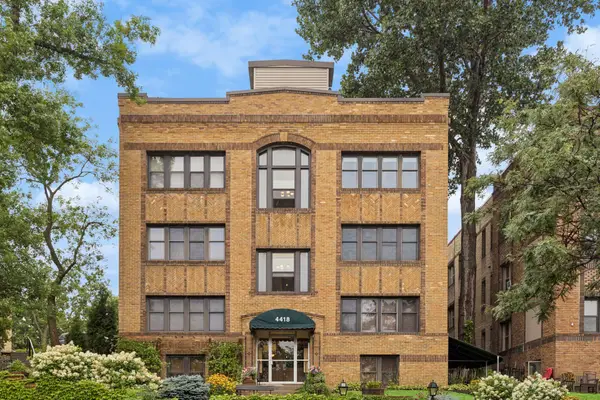 4418 W Lake Harriet Parkway #205, Minneapolis, MN 55410