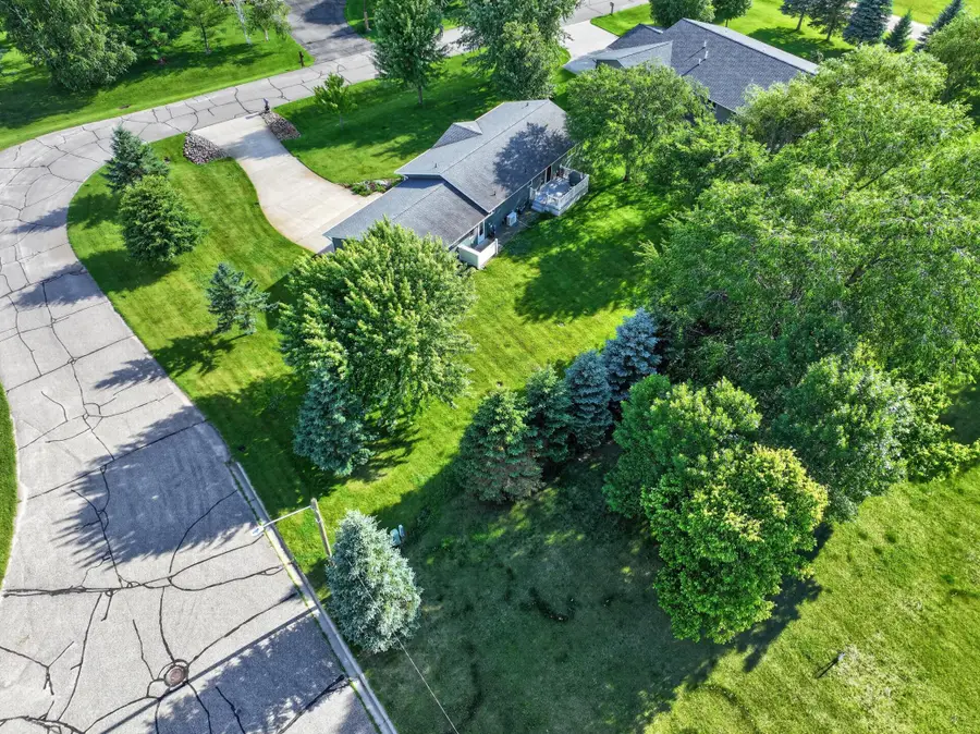 704 Lincoln Avenue Sw, Wadena, MN 56482 - #2