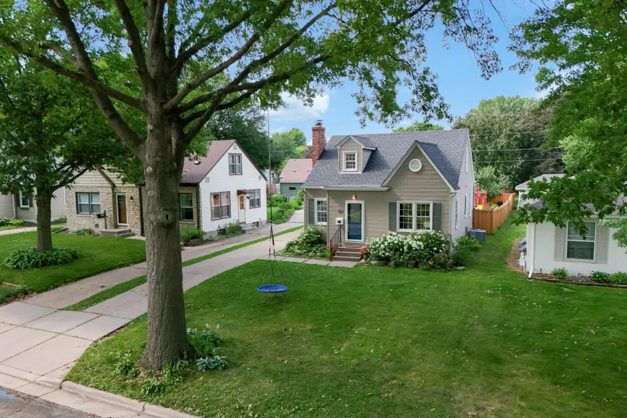 753 Idaho Avenue W, Saint Paul, MN 55117 - #3