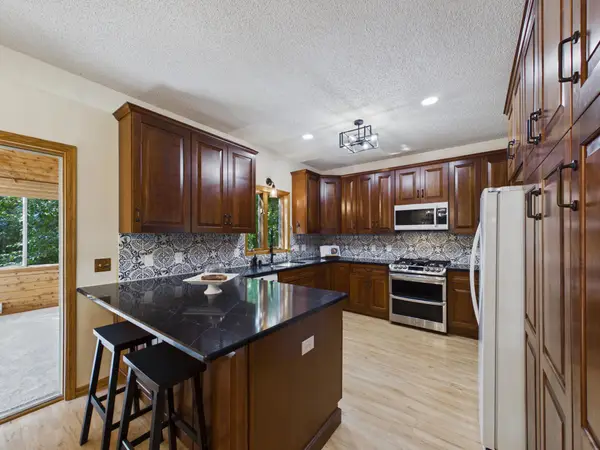 6345 W Shadow Lake Drive, Lino Lakes, MN 55014